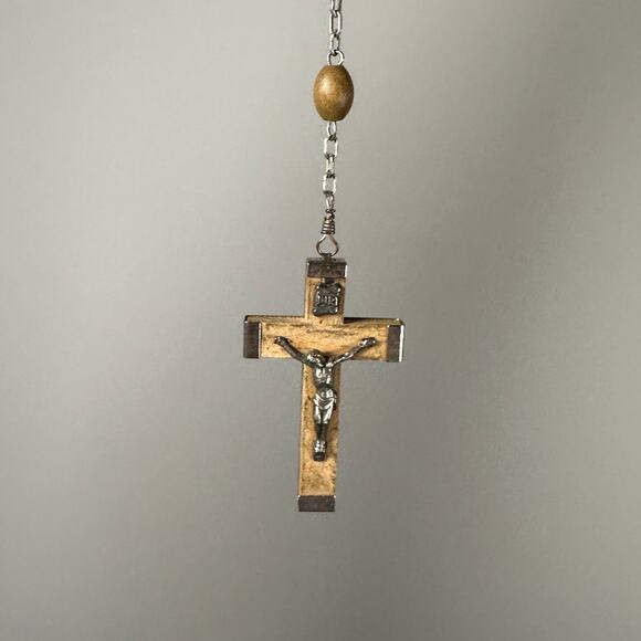 Catholic Rosary Brown Wooden Beaded Silver Tone Crucifix Jesus Cross Necklace - Picture 5 of 9